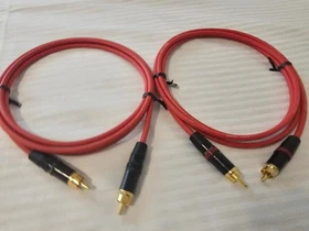 Mogami 2964 HIFI 75 Ohm Dual Superflexible Red Cable w/ Neutrik Gold RCA.