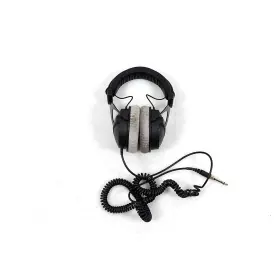 USED006012 BEYERDYNAMIC Dt Pro Closed Studio Headphones