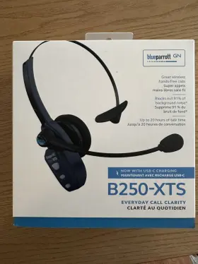 B250-XTS BLUEPARROTT Parrot