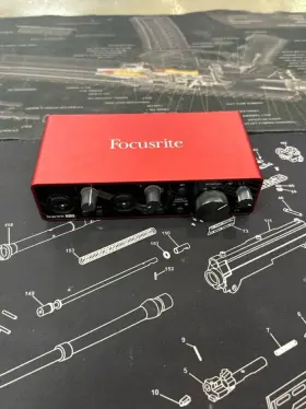 815301005162 FOCUSRITE Scarlett