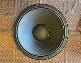 2042978 MACKIE Thump Woofer