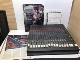 CR-1604 MACKIE Analog Mic Line Mixer Manuals