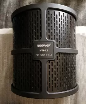 NW-12 NEEWER Pop Filter Shield Podcast Studio