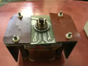 523R OPAMP LABS Power Supply