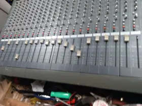 M2442 PHONIC Mixing Console Control Knob Could Salvage