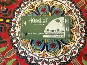 R800-0120-00 RADIAL ENGINEERING Stagebug Passive Box