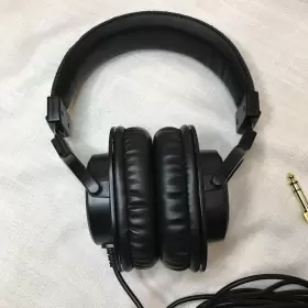 TH-200X TASCAM Studio Monitoring Headphones #2