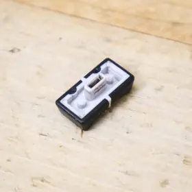 UTASCDP03CFW TASCAM Channel Fader Cap Indicator Line #3
