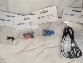 APF-1 ZOOM Lavalier Microphone Pack